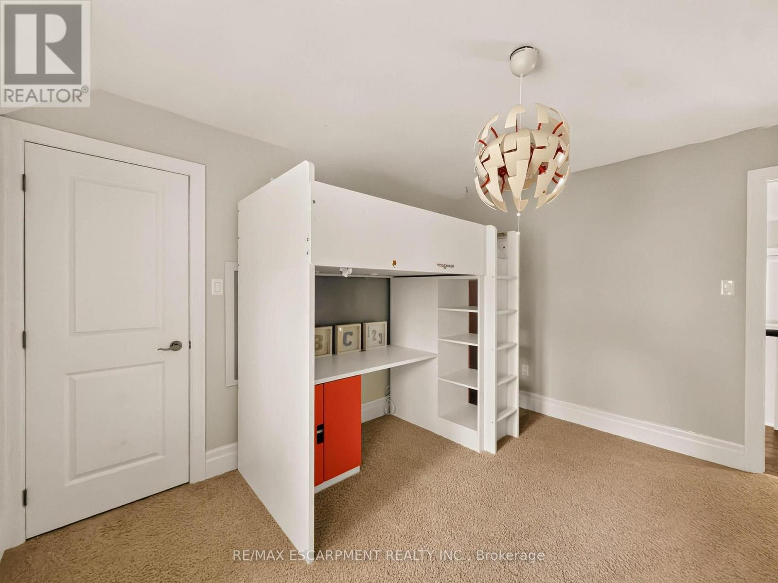 991 Glenwood Avenue Property Photo 33