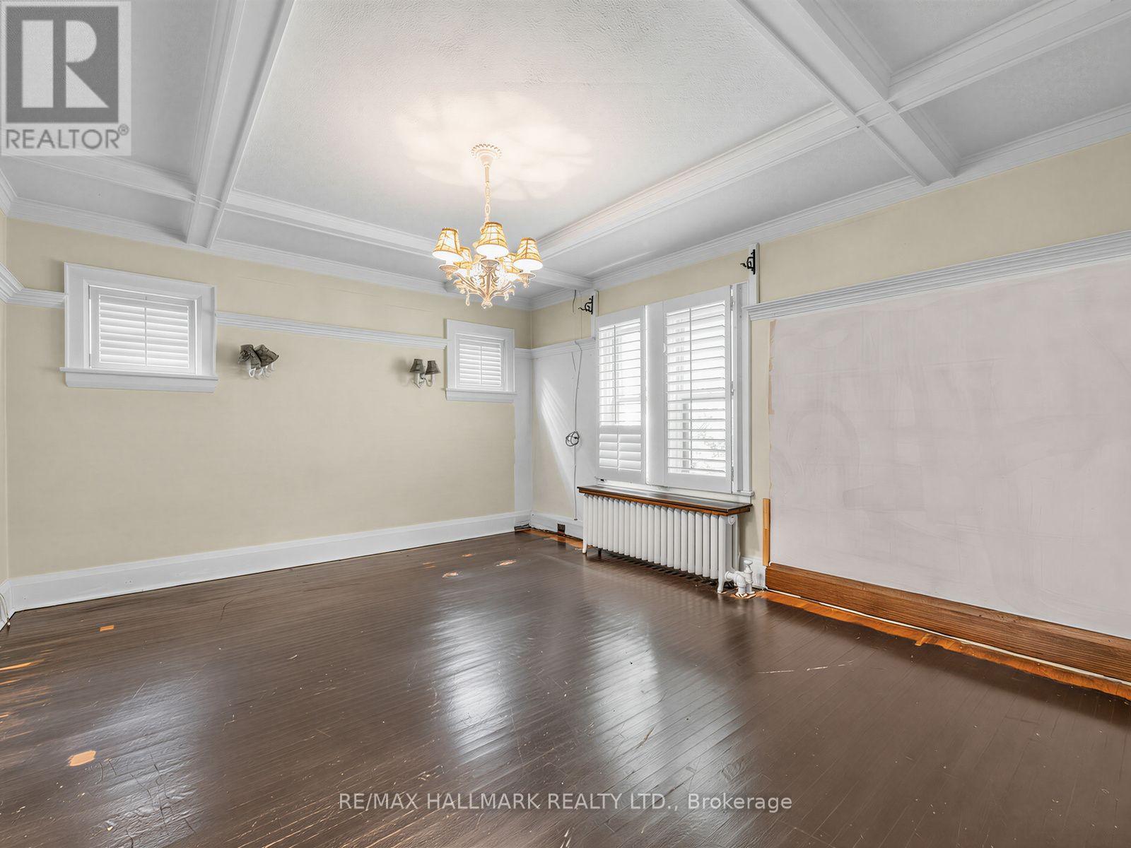7 Humberview Crescent Property Photo 11