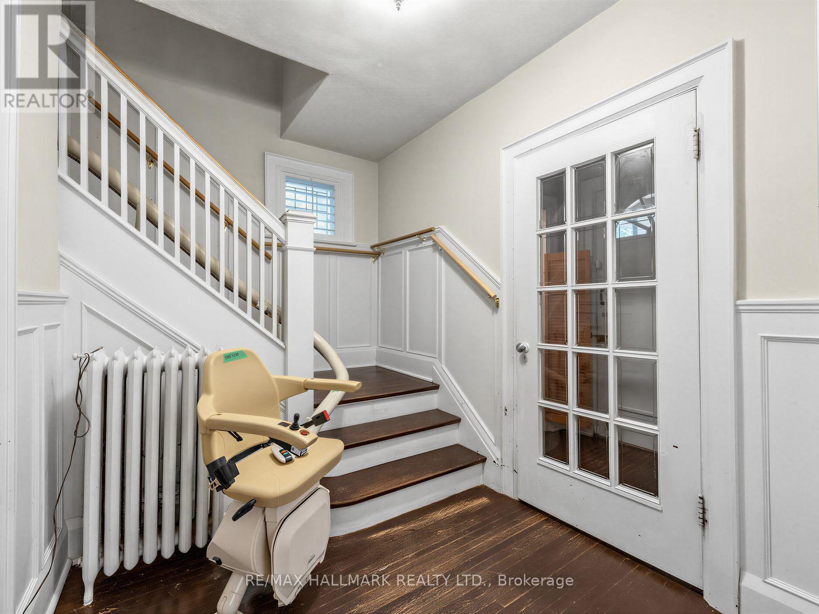 7 Humberview Crescent Property Photo 16