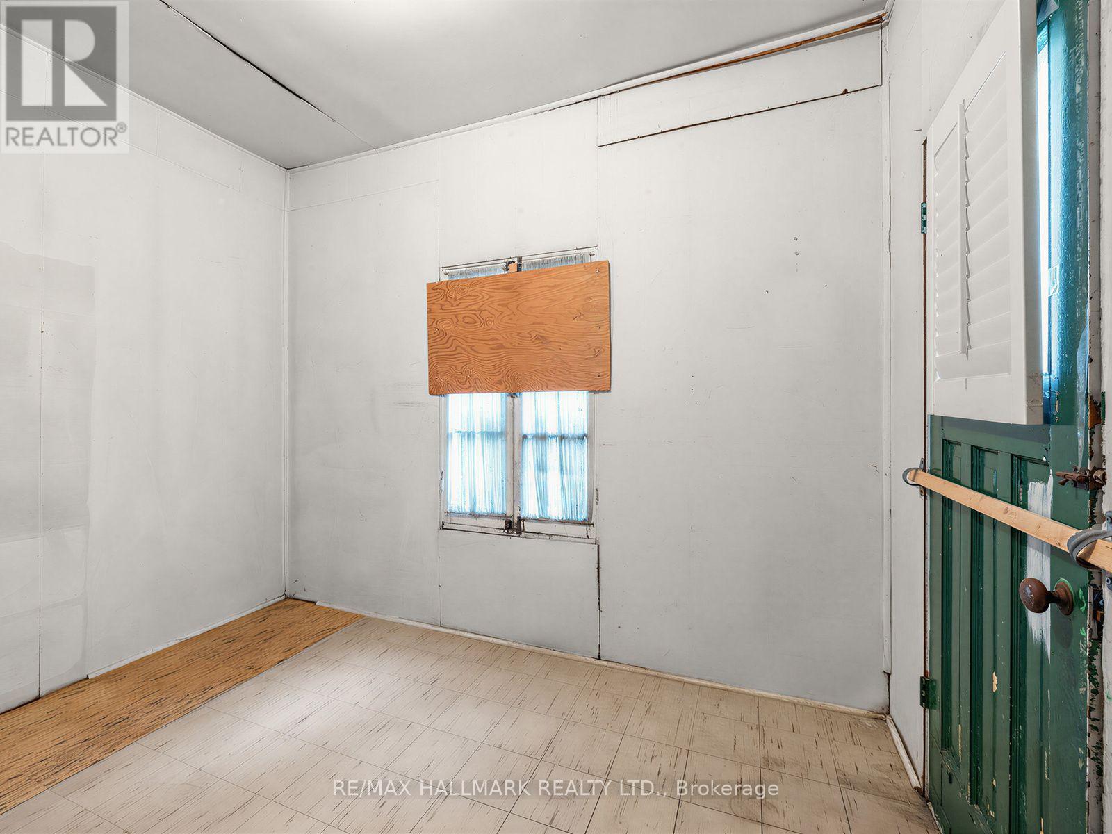 7 Humberview Crescent Property Photo 32