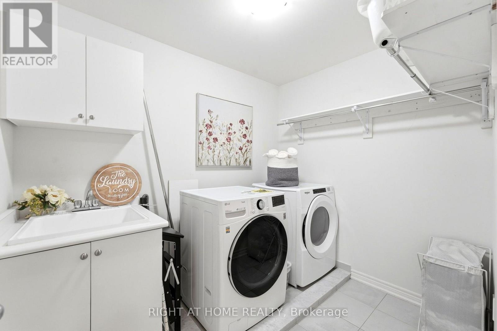 143 Bronson Terrace Property Photo 32
