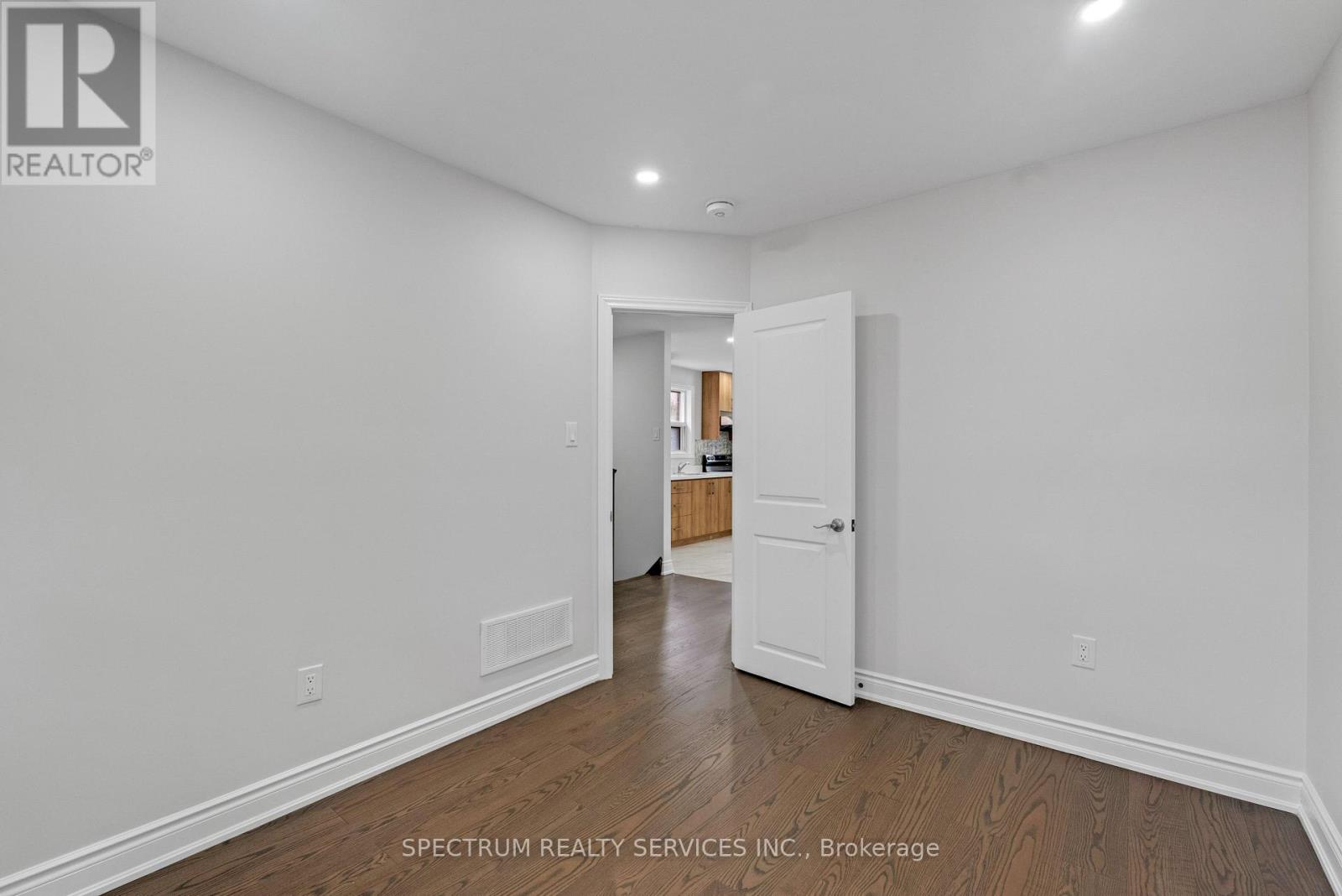 11 Vimy Avenue Property Photo 13
