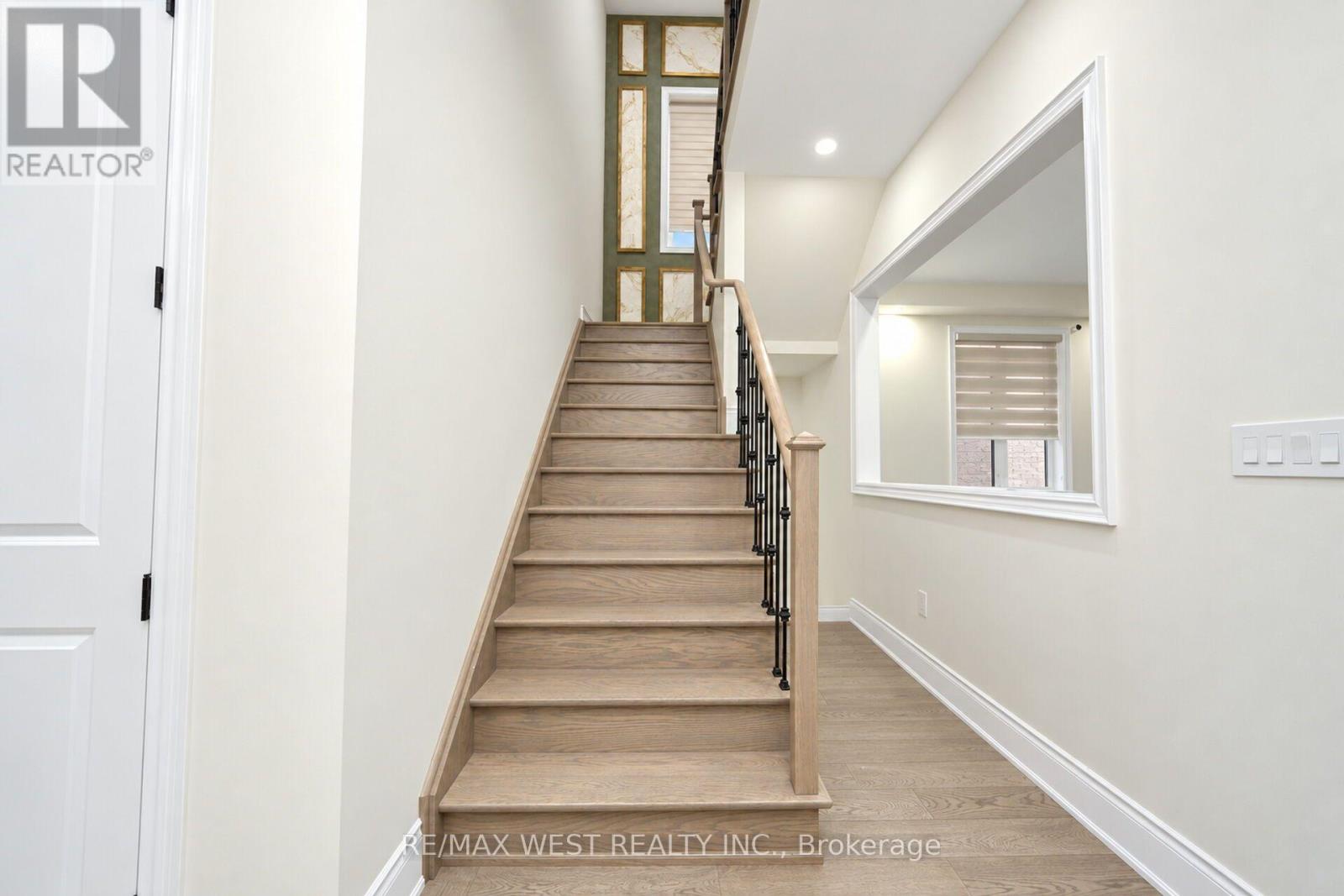 89 Clockwork Drive Property Photo 23