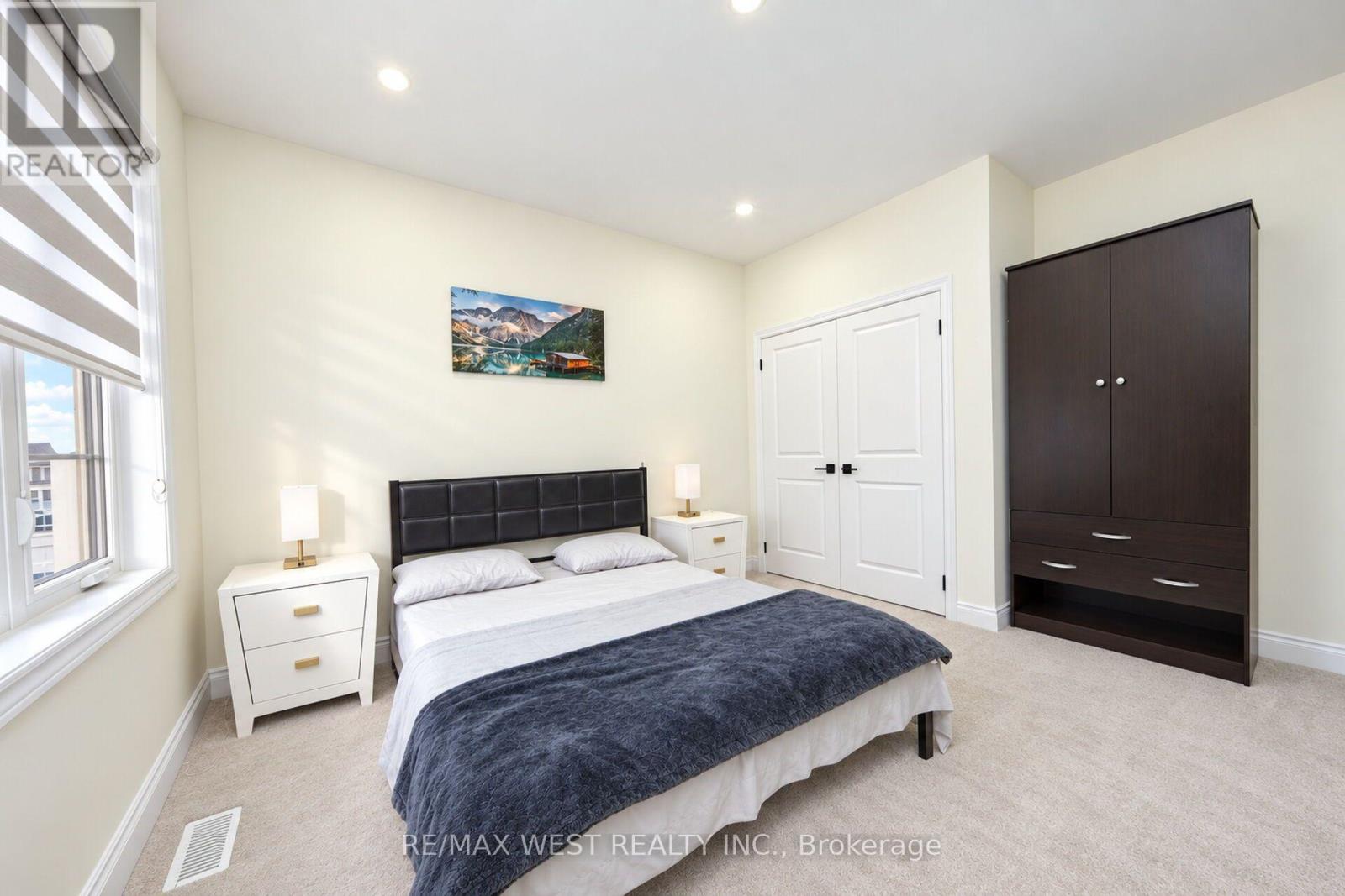 89 Clockwork Drive Property Photo 26