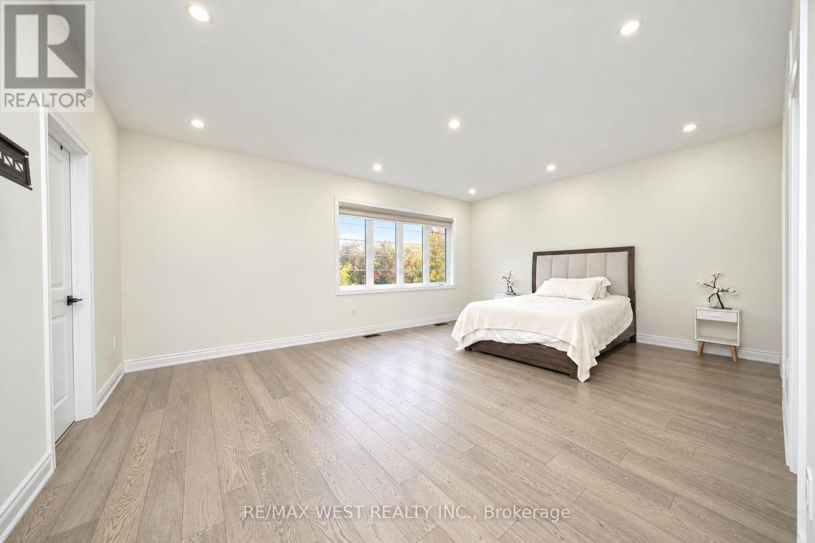 89 Clockwork Drive Property Photo 34