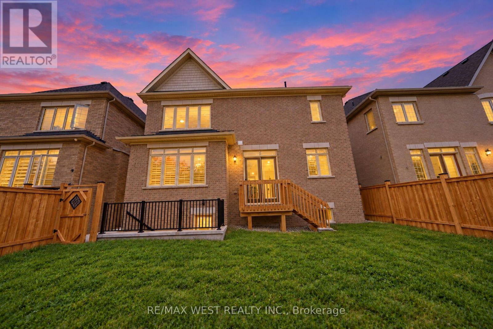 89 Clockwork Drive Property Photo 45