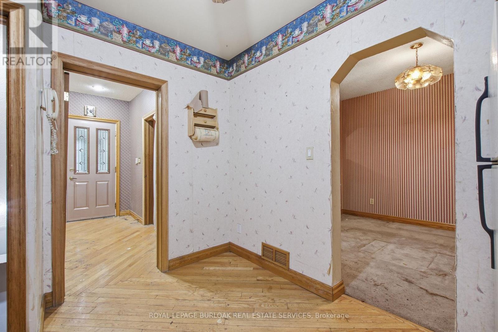 52 Craydon Avenue Property Photo 9