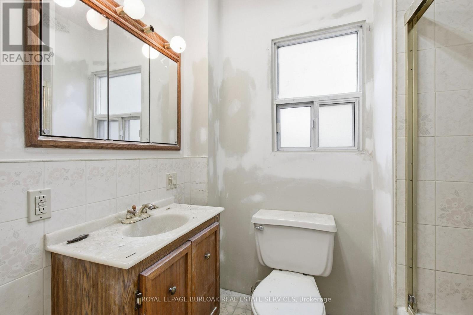 52 Craydon Avenue Property Photo 15