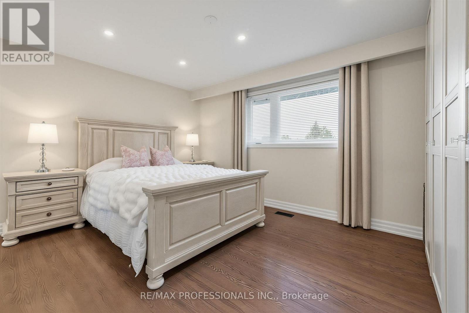 182 Gracefield Avenue Property Photo 24