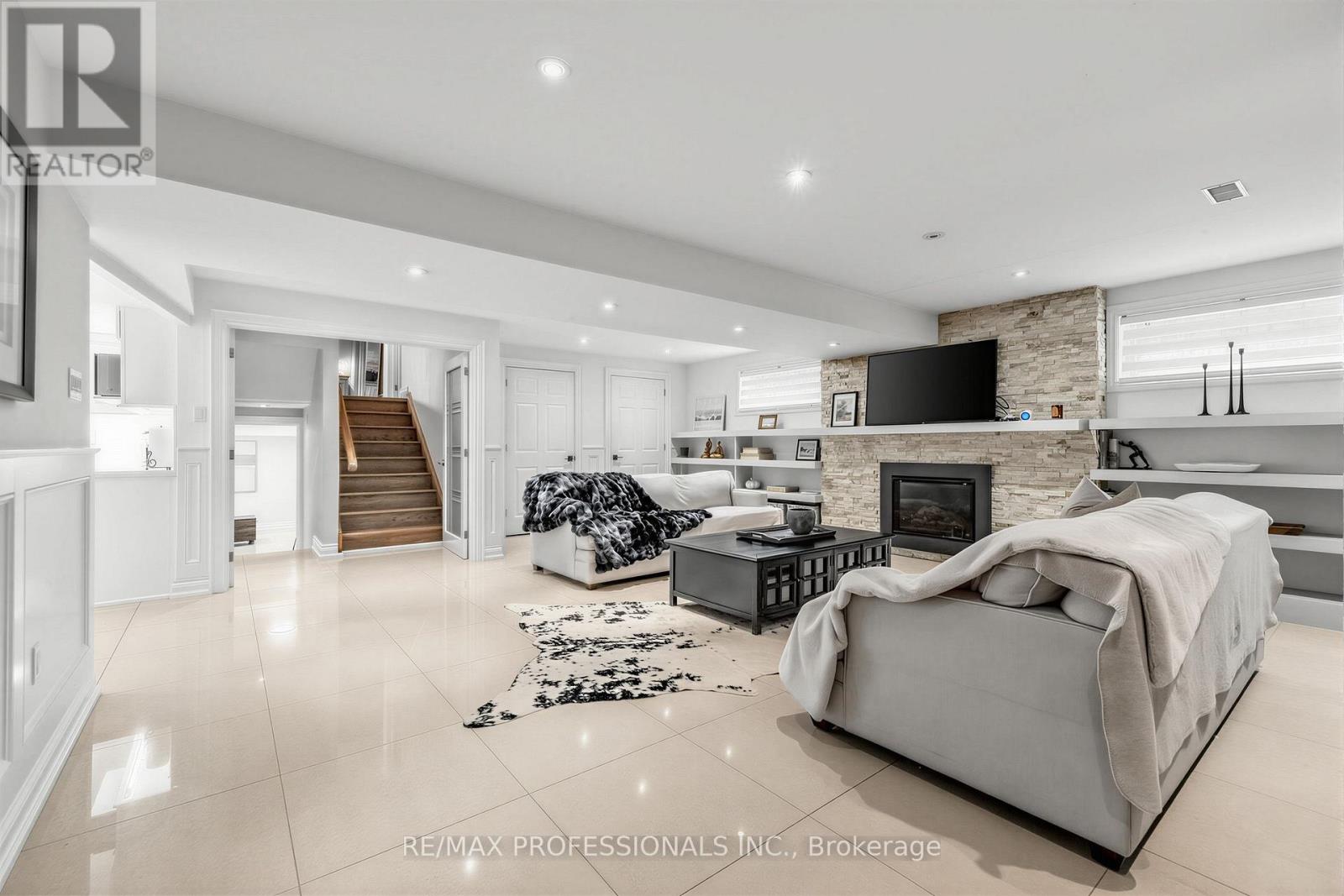 182 Gracefield Avenue Property Photo 36
