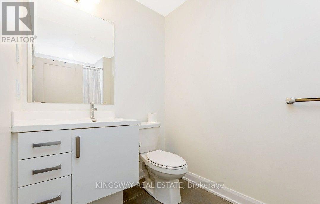 318 - 3200 William Coltson Avenue Property Photo 15