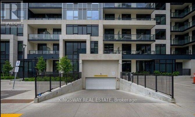 318 - 3200 William Coltson Avenue Property Photo 28