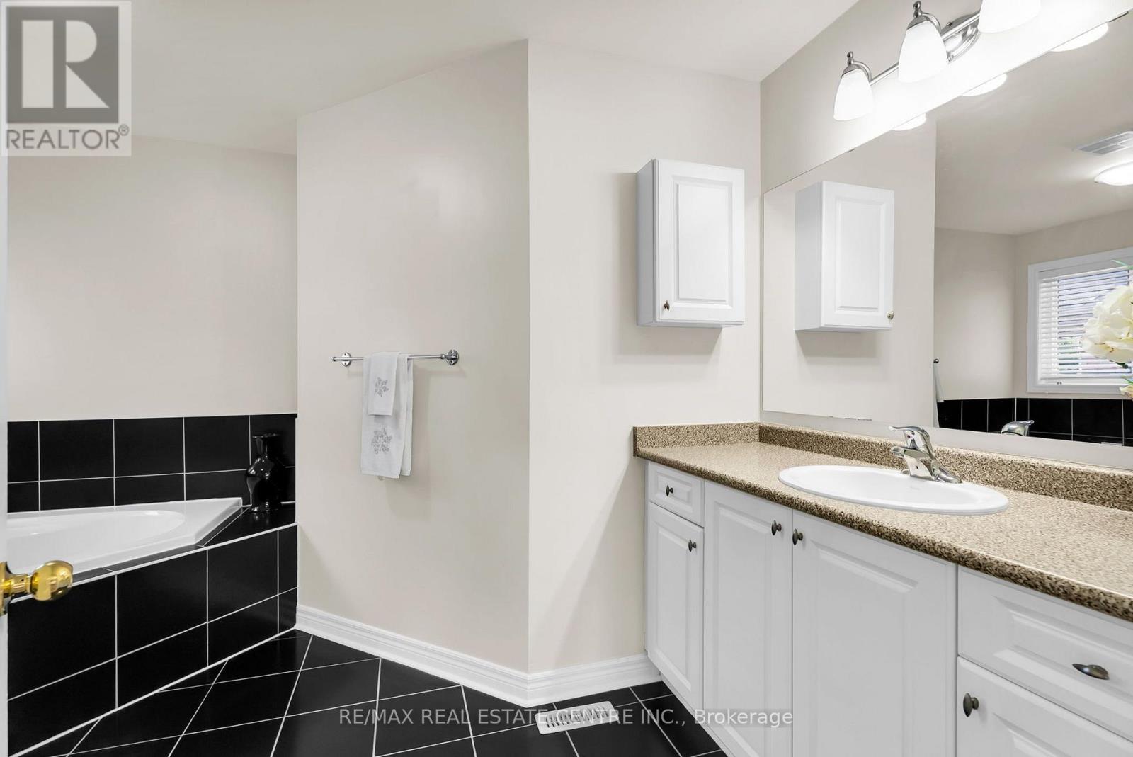43 Delphinium Way Property Photo 30
