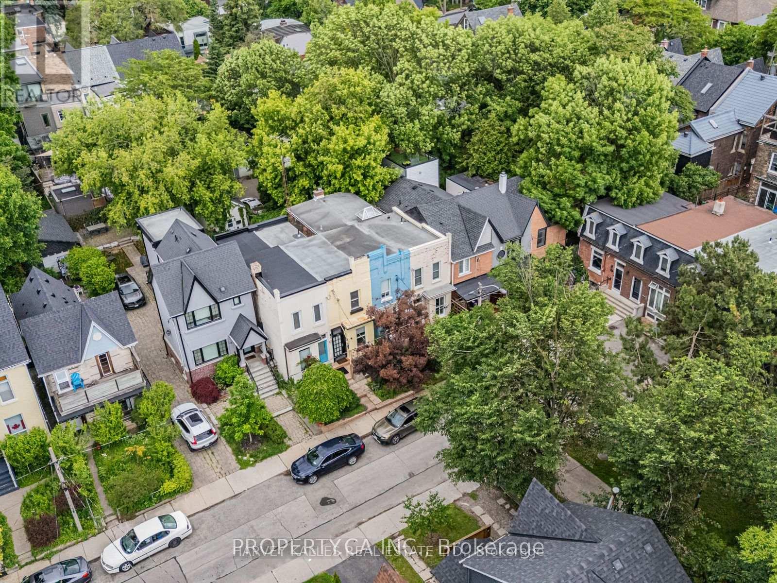18 Saunders Avenue Property Photo 25