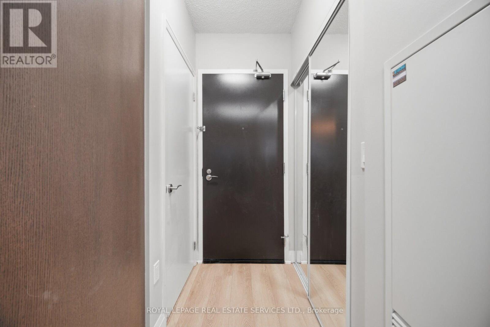 1608 - 9 Valhalla Inn Road Property Photo 7