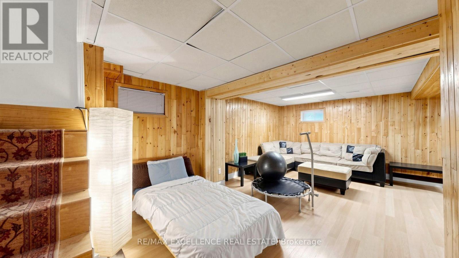 28 Glenvale Boulevard Property Photo 32