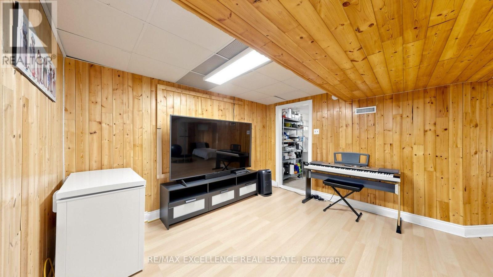 28 Glenvale Boulevard Property Photo 36