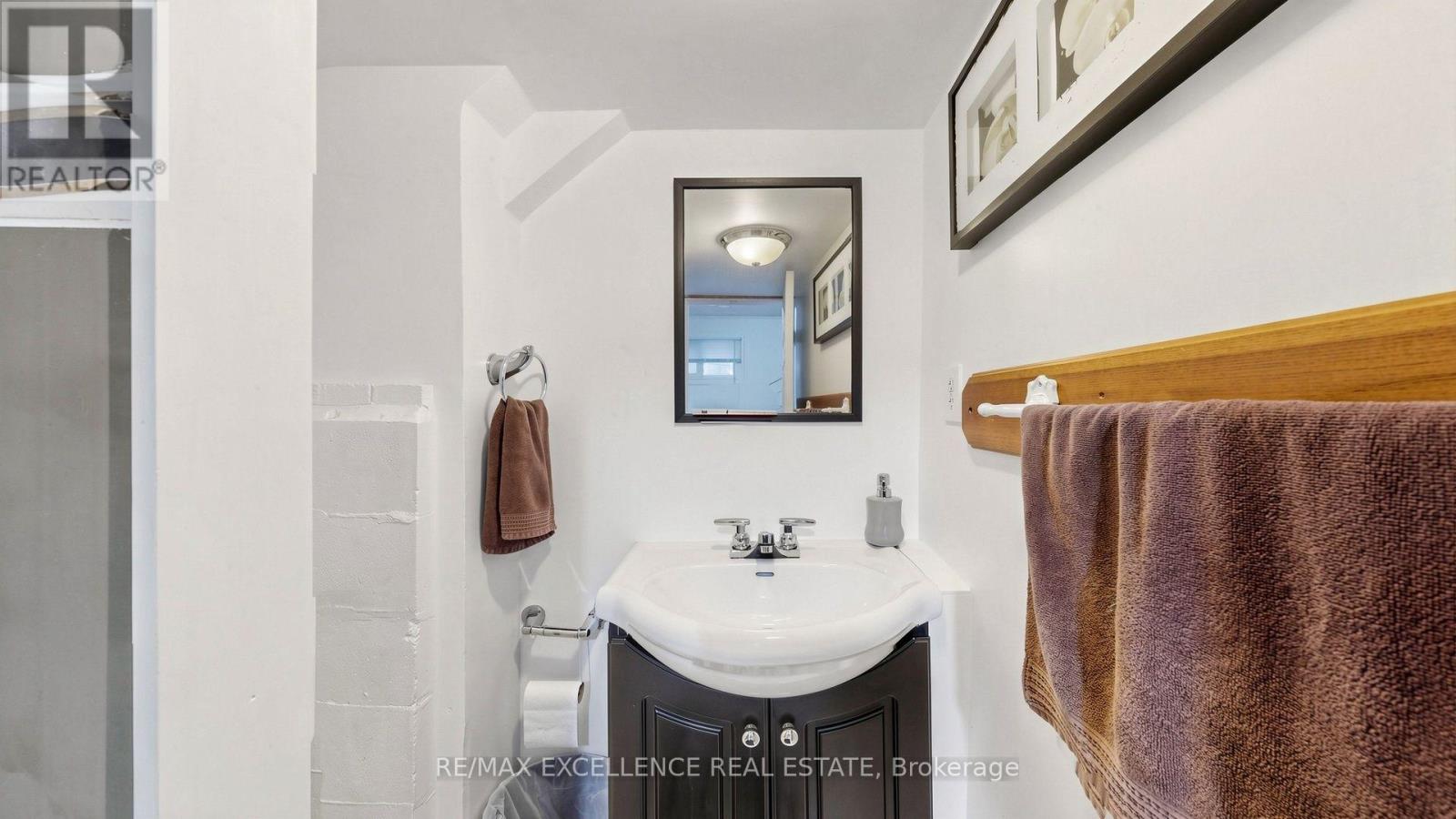 28 Glenvale Boulevard Property Photo 42