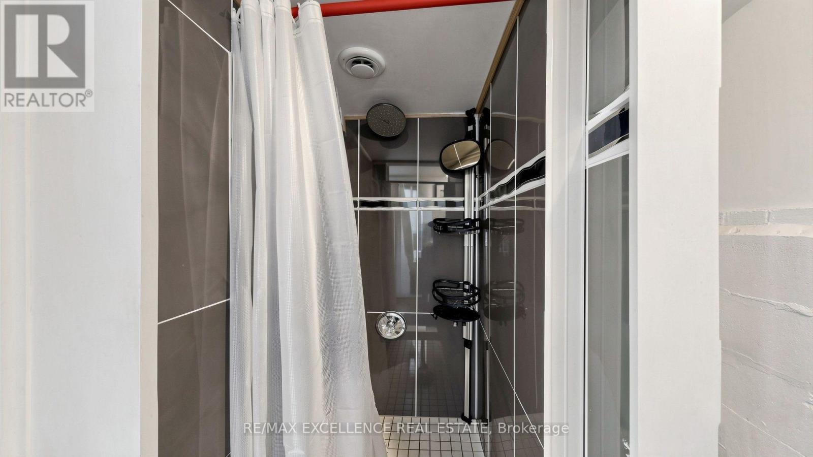 28 Glenvale Boulevard Property Photo 43