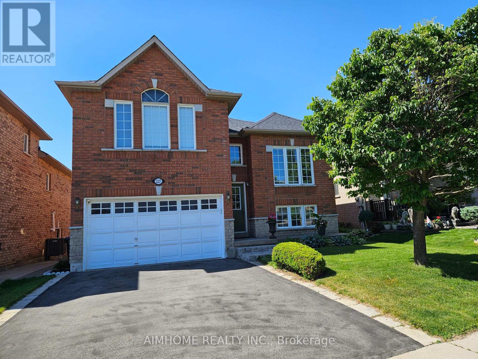 3227 Scotch Pine Gate Property Photo 1