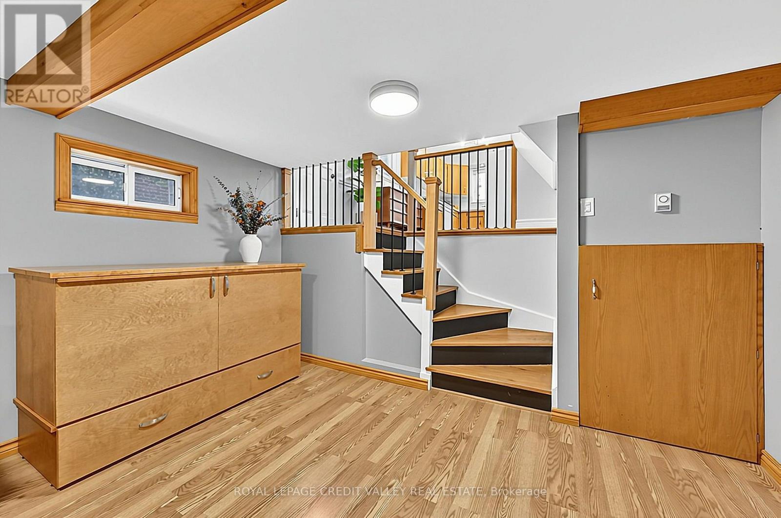 27 Castlemore Drive Property Photo 31