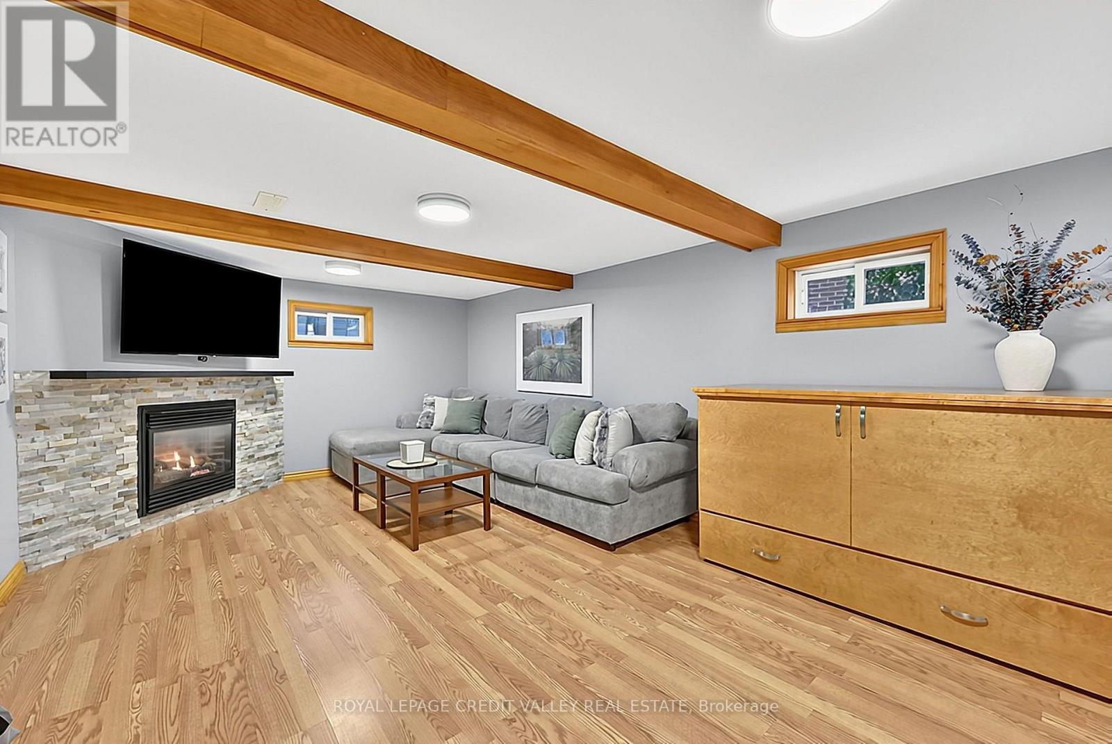 27 Castlemore Drive Property Photo 32