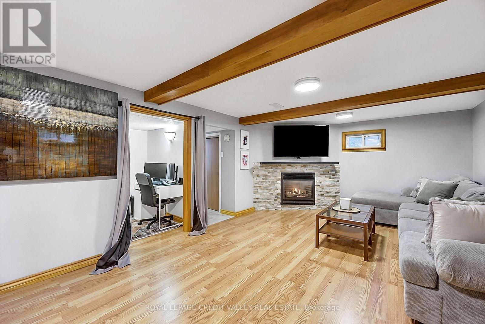 27 Castlemore Drive Property Photo 33