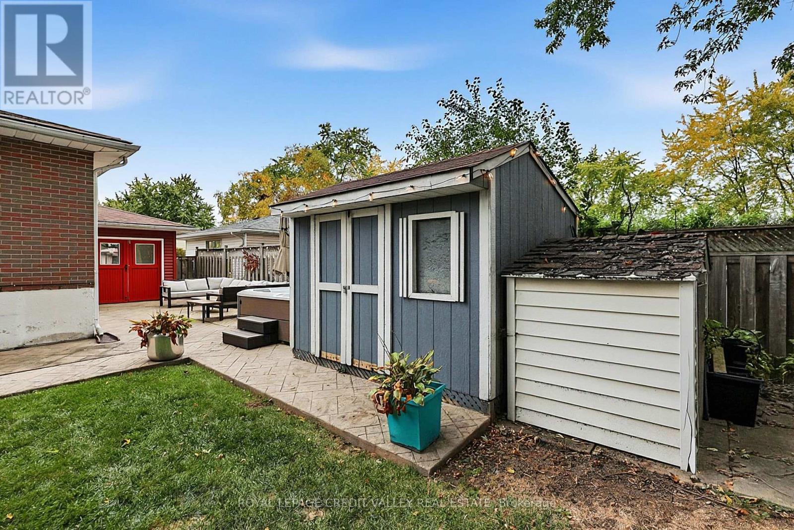 27 Castlemore Drive Property Photo 47