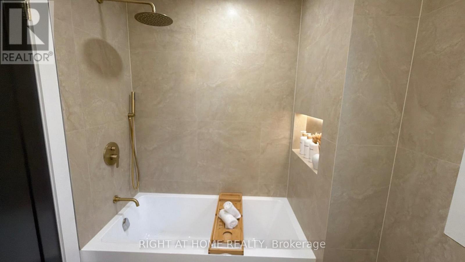 9 Crestview Avenue Property Photo 21