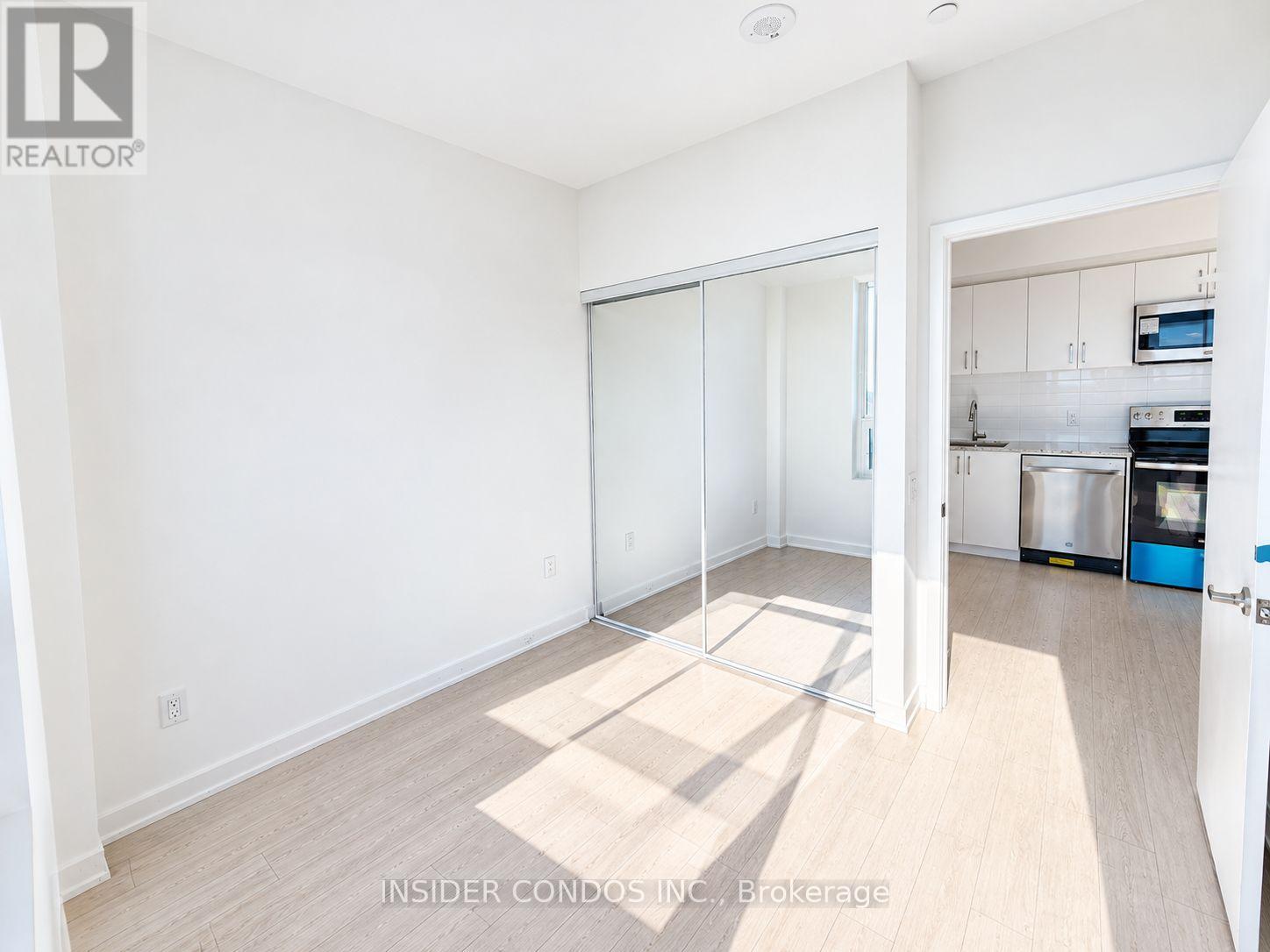 1808 - 4010 Eglinton Avenue W Property Photo 13