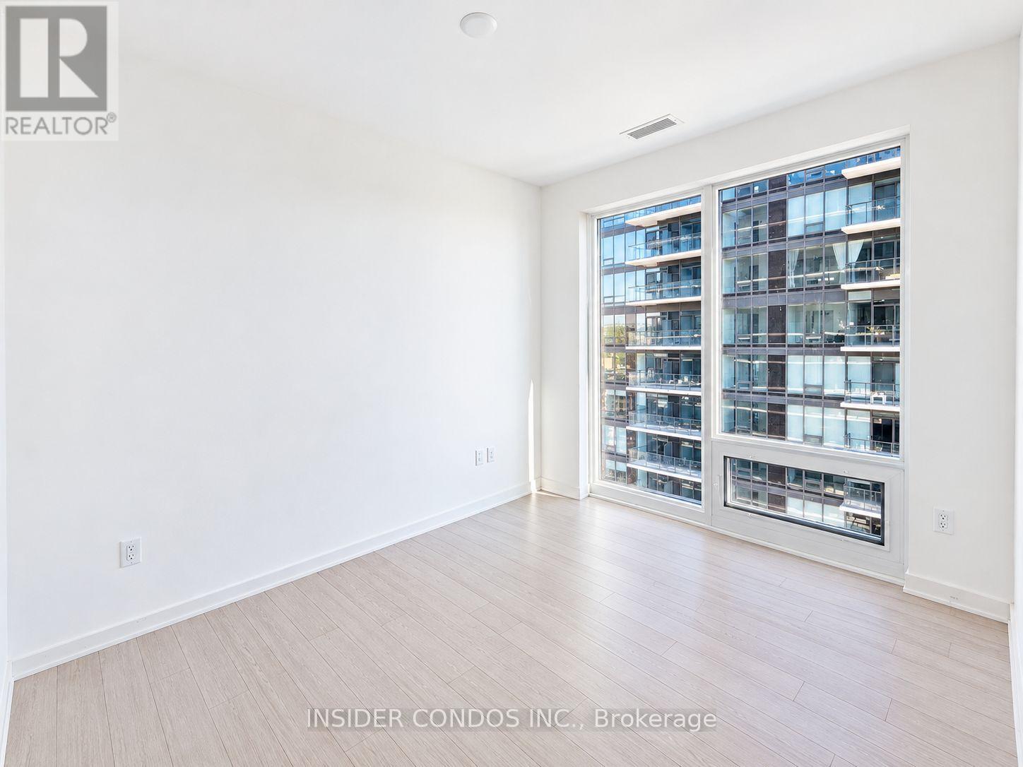 1808 - 4010 Eglinton Avenue W Property Photo 19