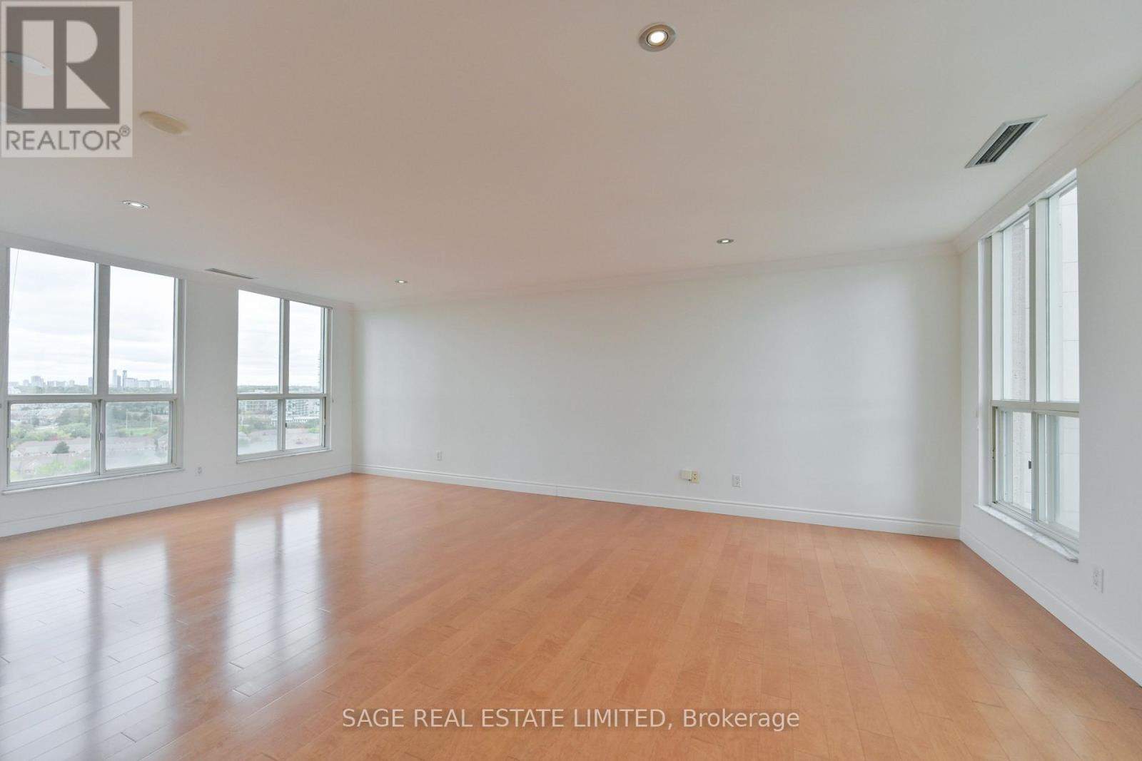 1806 - 2285 Lake Shore Boulevard W Property Photo 10