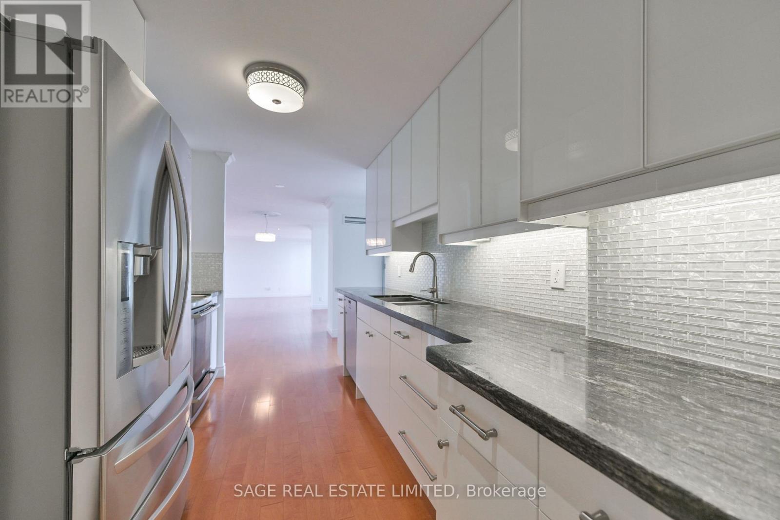 1806 - 2285 Lake Shore Boulevard W Property Photo 15