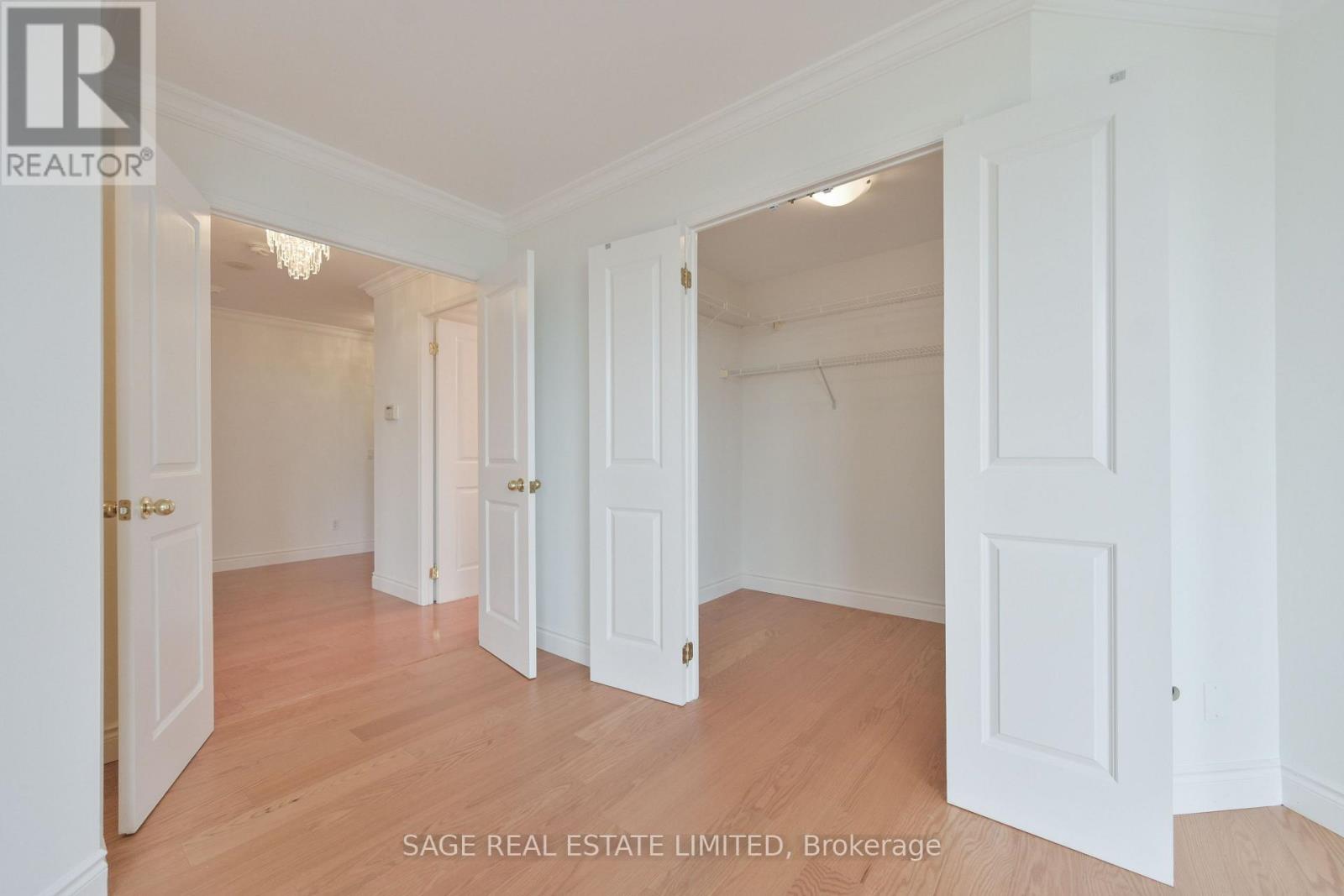 1806 - 2285 Lake Shore Boulevard W Property Photo 17