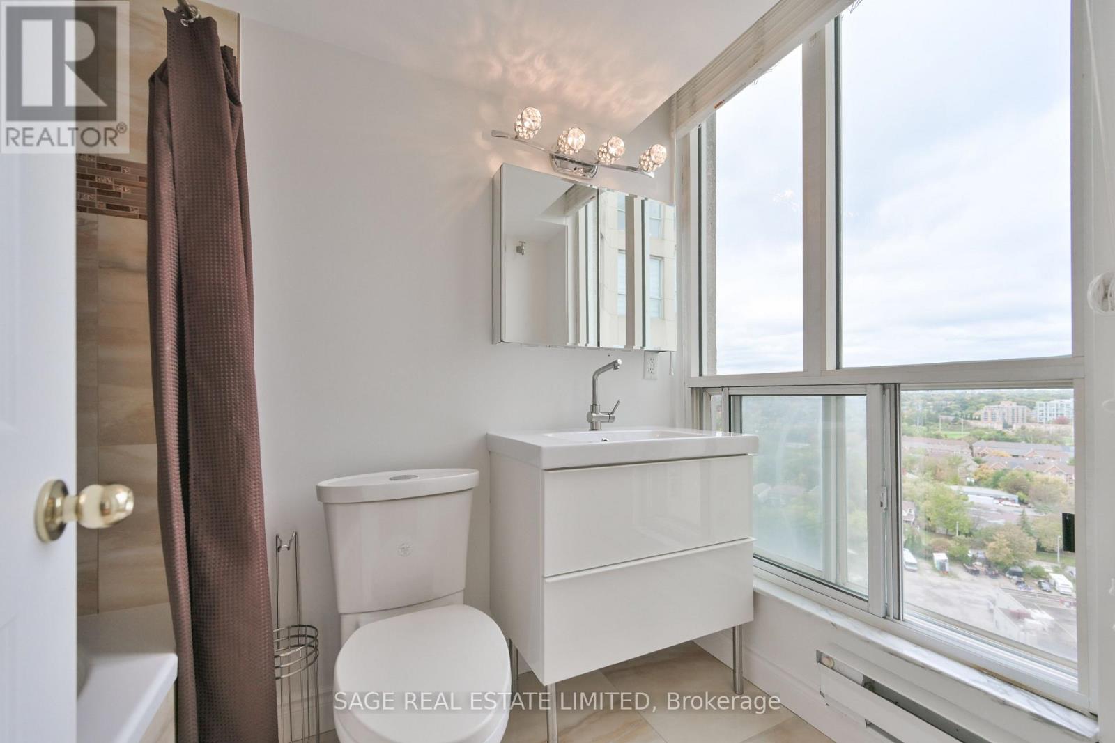 1806 - 2285 Lake Shore Boulevard W Property Photo 20