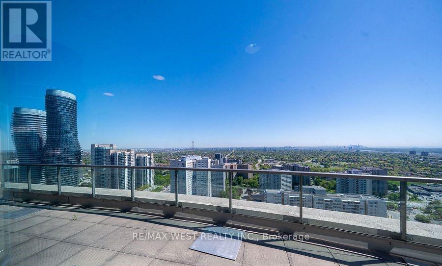 1501 - 208 Enfield Place Property Photo 14