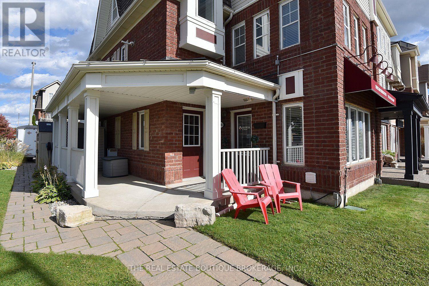 3185 Walkers Line Property Photo 4