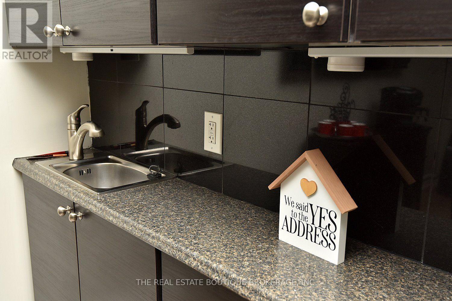 3185 Walkers Line Property Photo 16