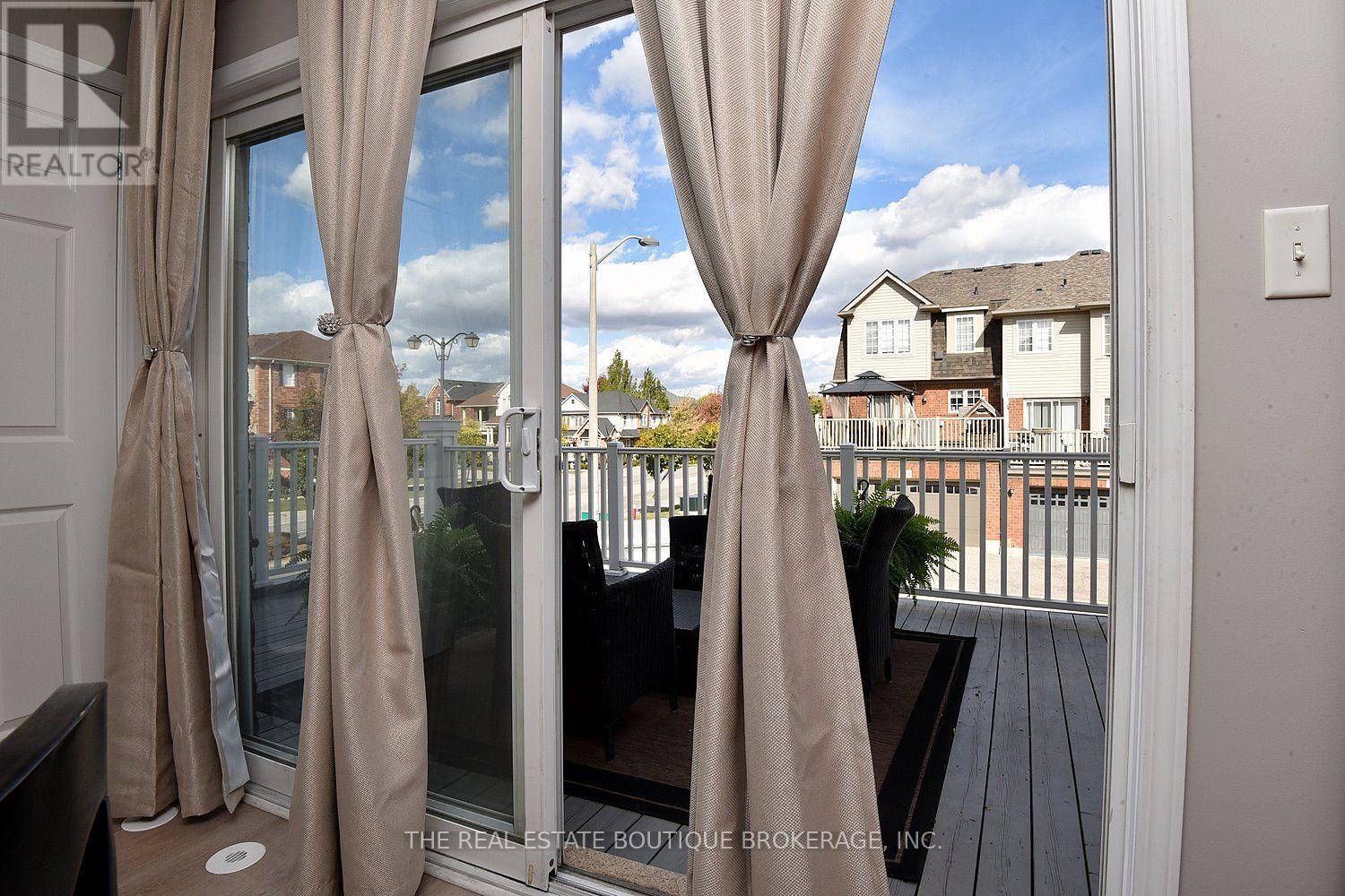 3185 Walkers Line Property Photo 31