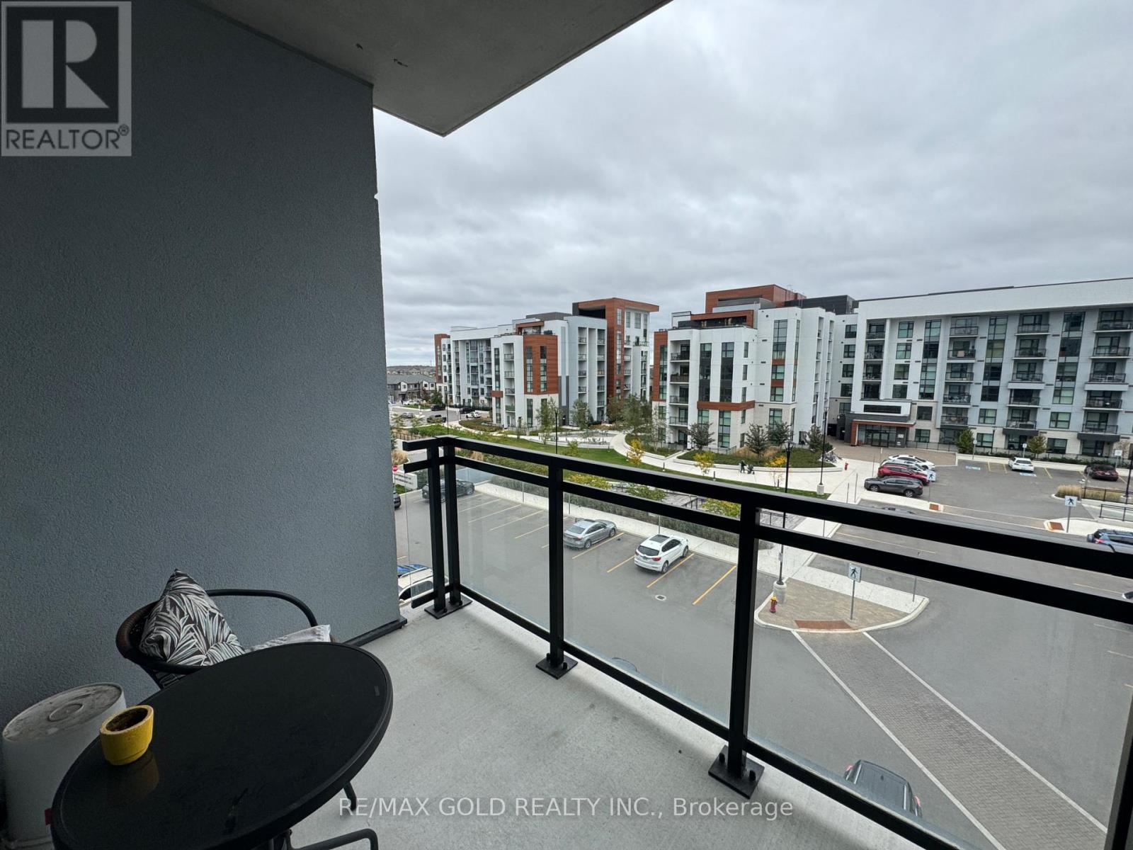 411 - 490 Gordon Krantz Avenue Property Photo 4