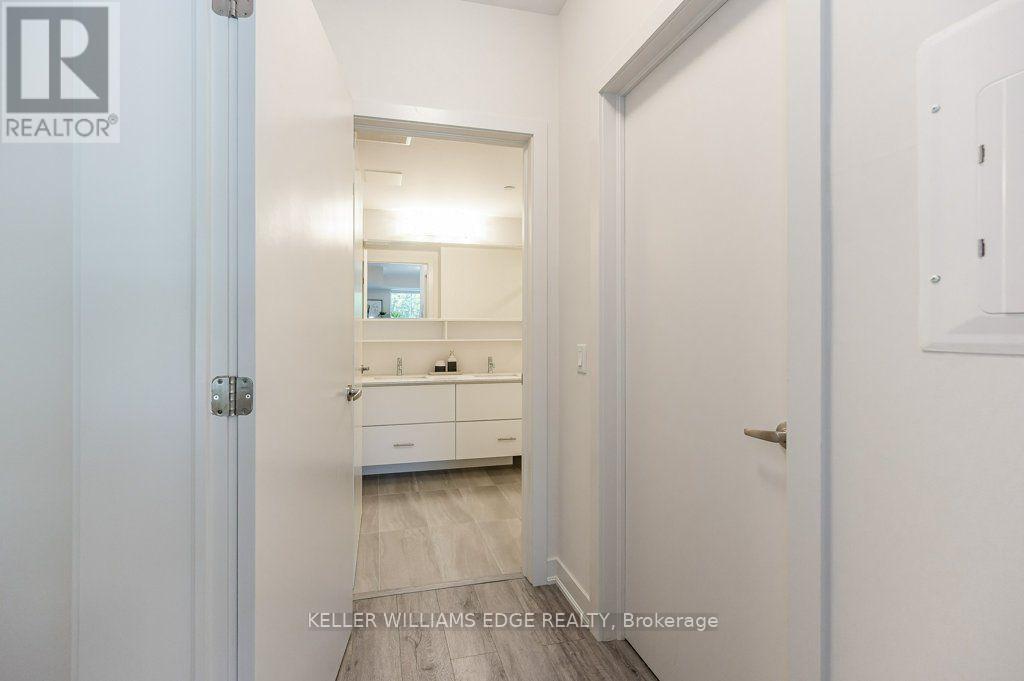 106 - 340 Plains Road E Property Photo 23