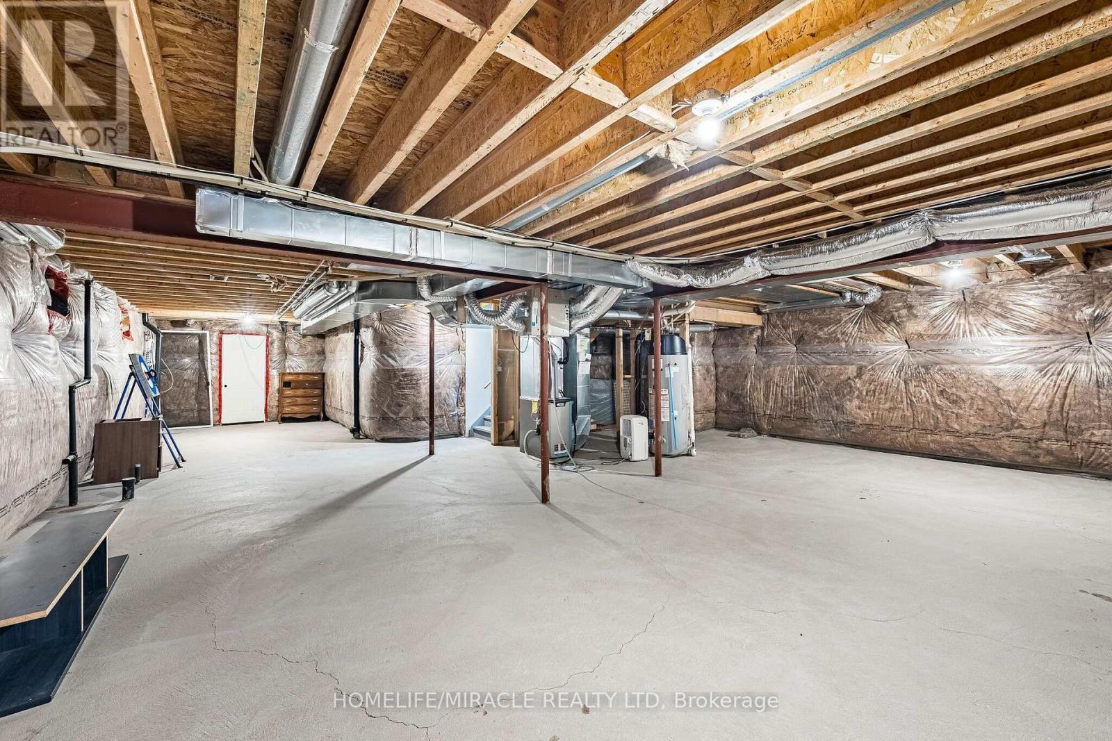 372 Remembrance Road Property Photo 45