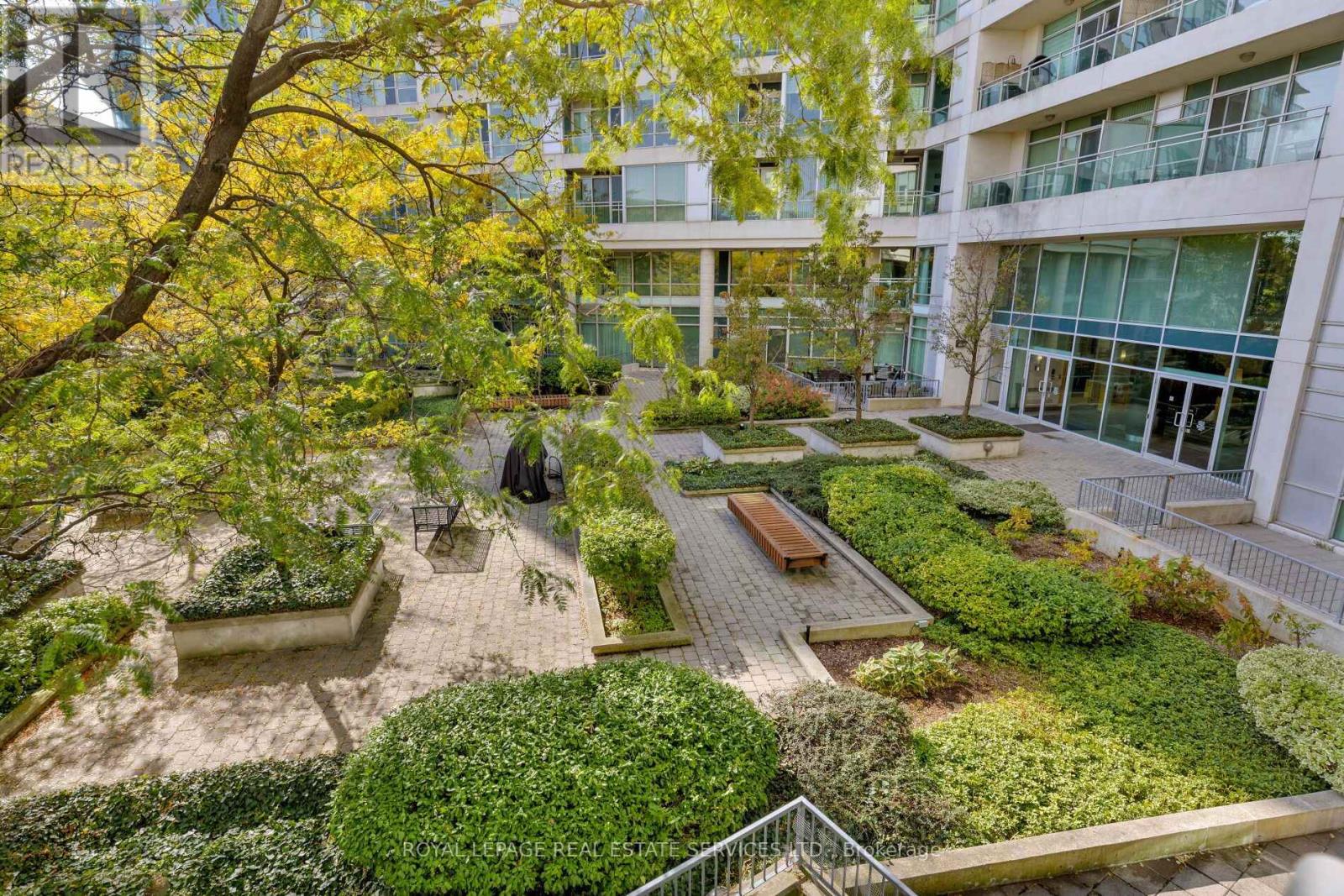 221 - 5 Marine Parade Drive Property Photo 8