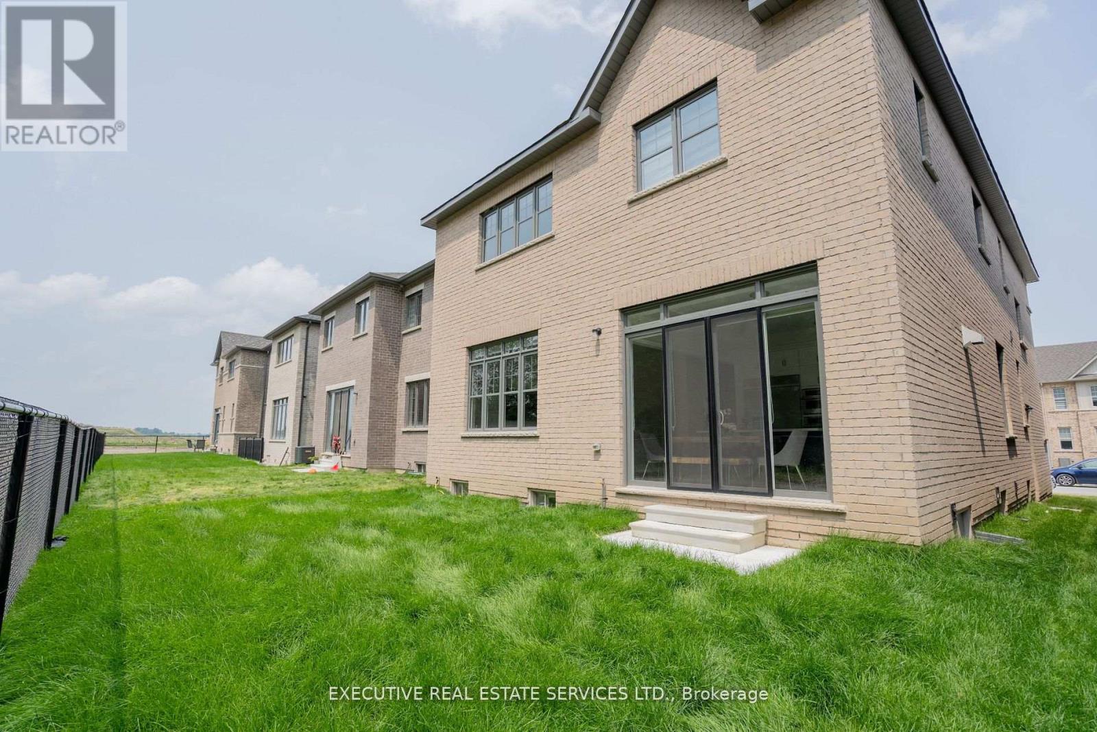 158 Petch Avenue Property Photo 3