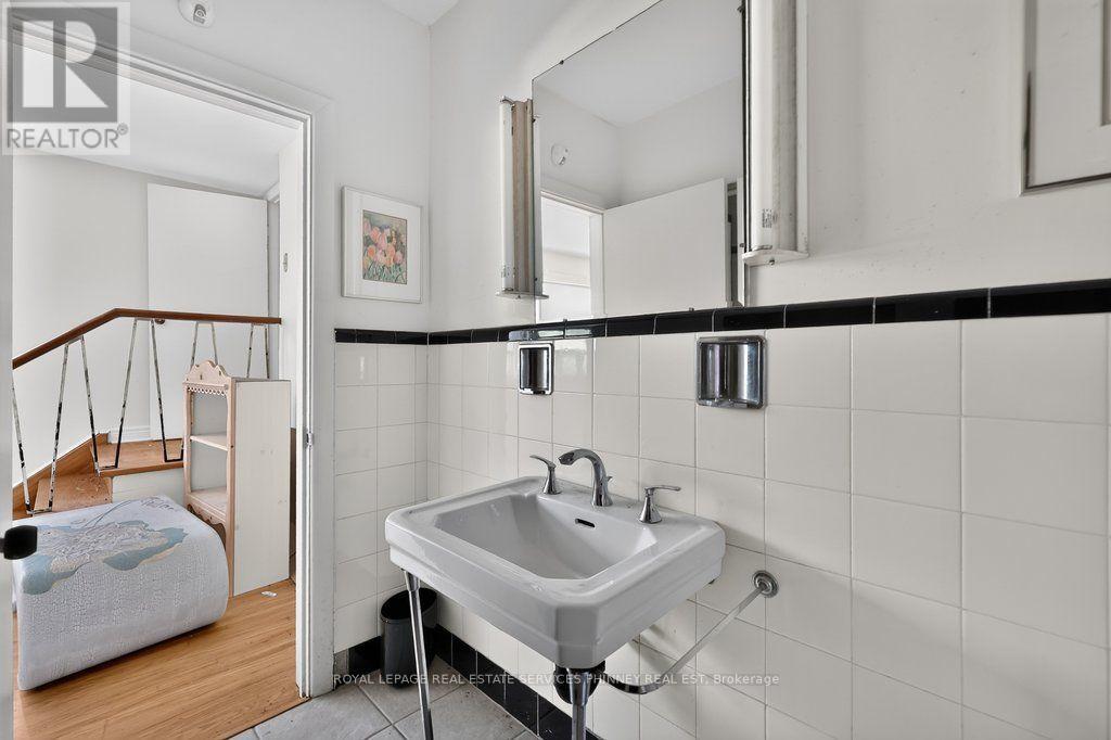 600 Bob-o-link Road Property Photo 15