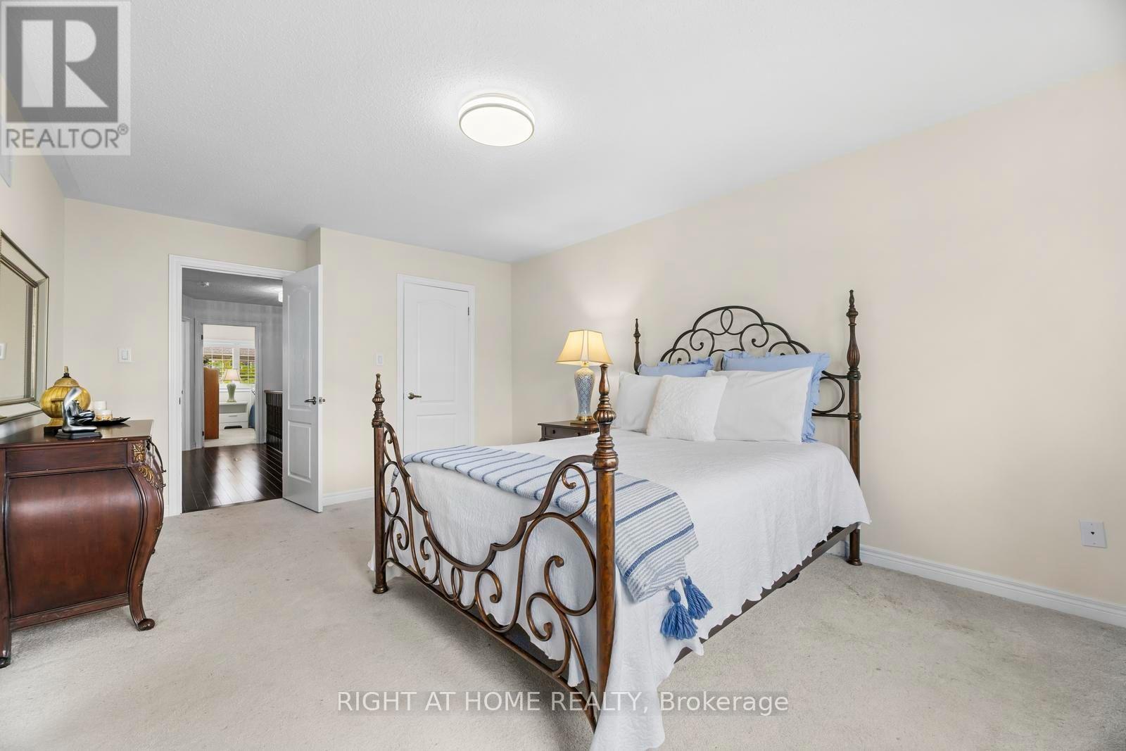 41 Coastline Drive Property Photo 21