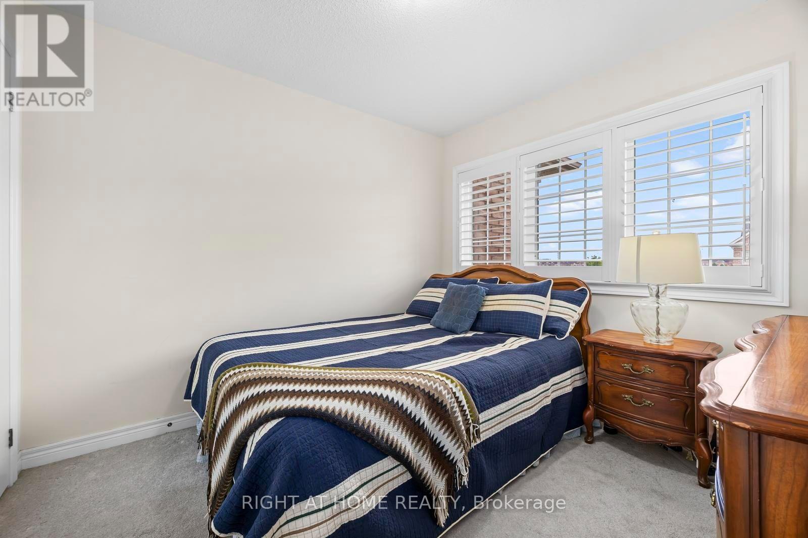 41 Coastline Drive Property Photo 25