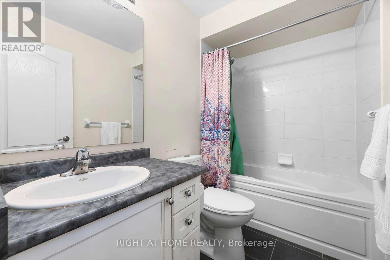 41 Coastline Drive Property Photo 28