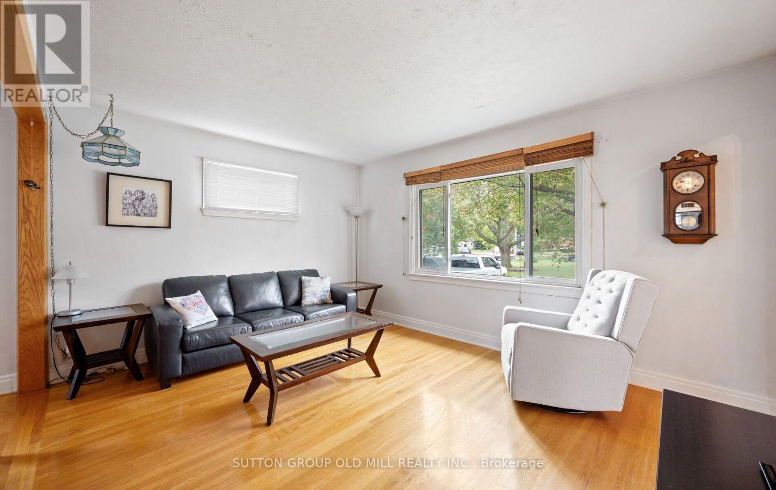 63 Westhead Road Property Photo 7