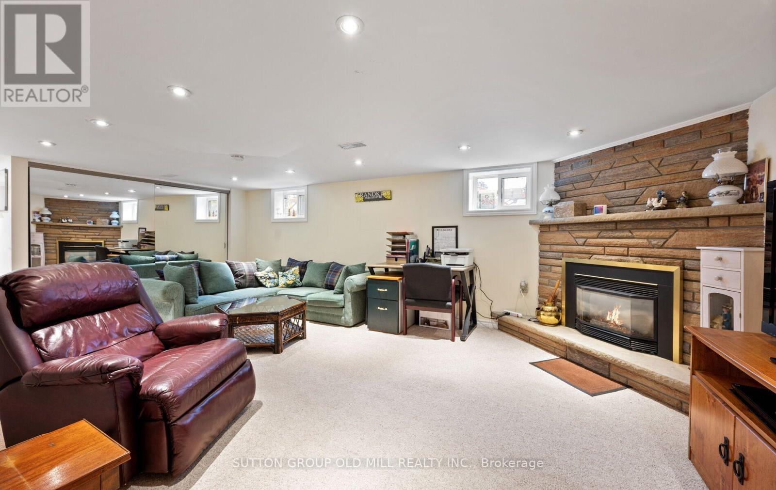 63 Westhead Road Property Photo 23
